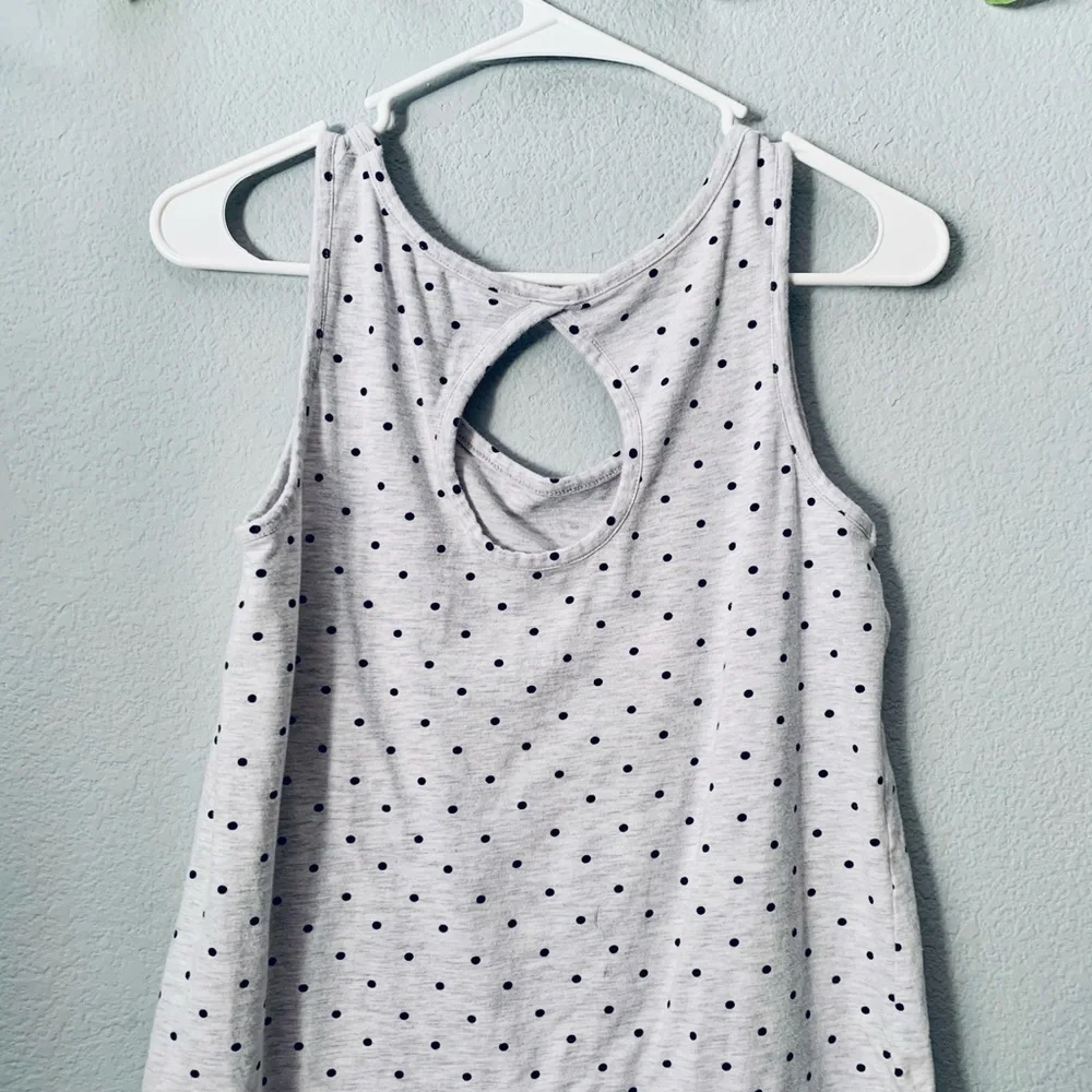 🌟 Disney parks Minnie tank top - Picture 4 of 5